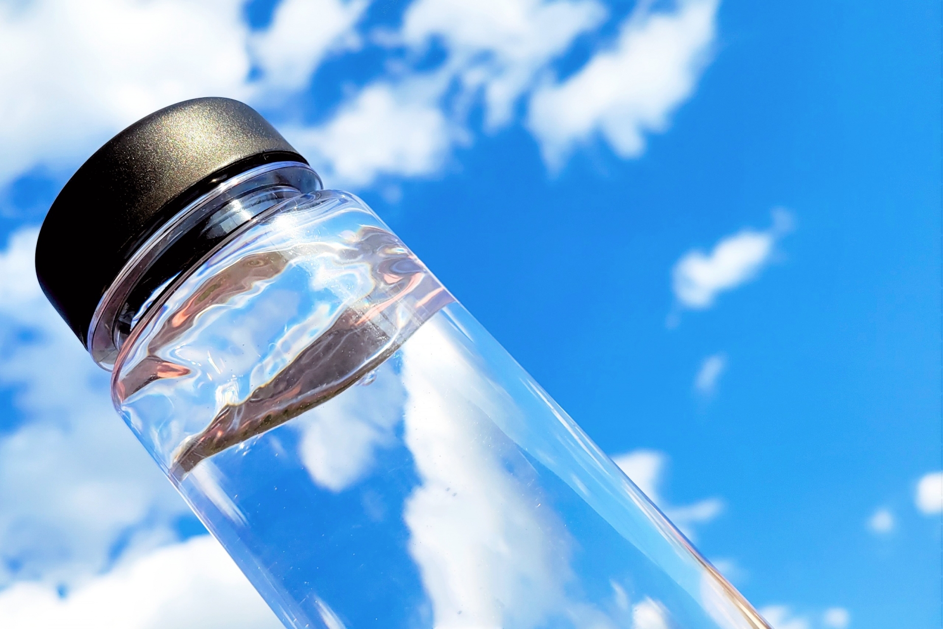1Lサイズのおすすめ水筒11選！軽量で洗いやすいタイプを厳選