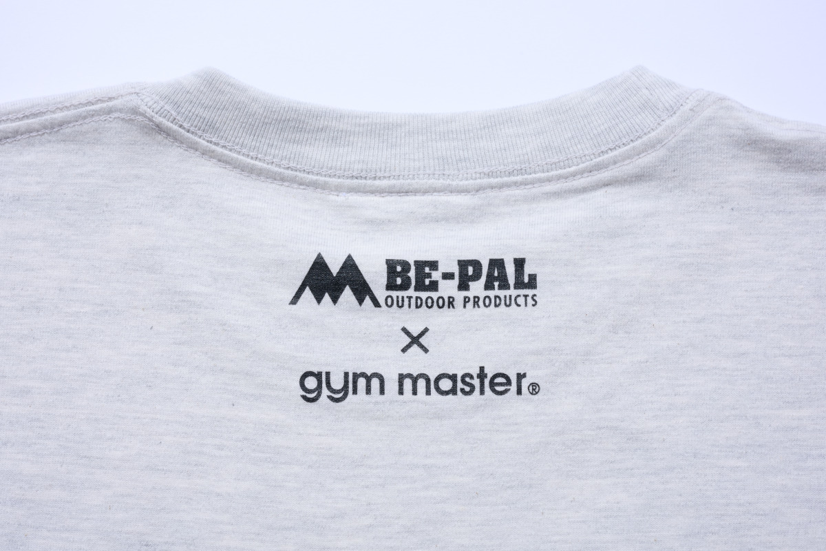 BE-PAL×gym master (ビーパル×ジムマスター) ／ 45周年記念 コラボ刺繍Tee 5.6oz 覆面犬