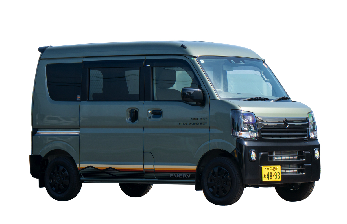 なんとお値段200万円代後半から！軽キャンピングカー「サンライト」は広いベッド+標準装備のDC車載クーラーで快眠をサポート