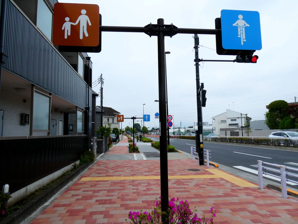 自転車乗りにやさしくなった東八道路