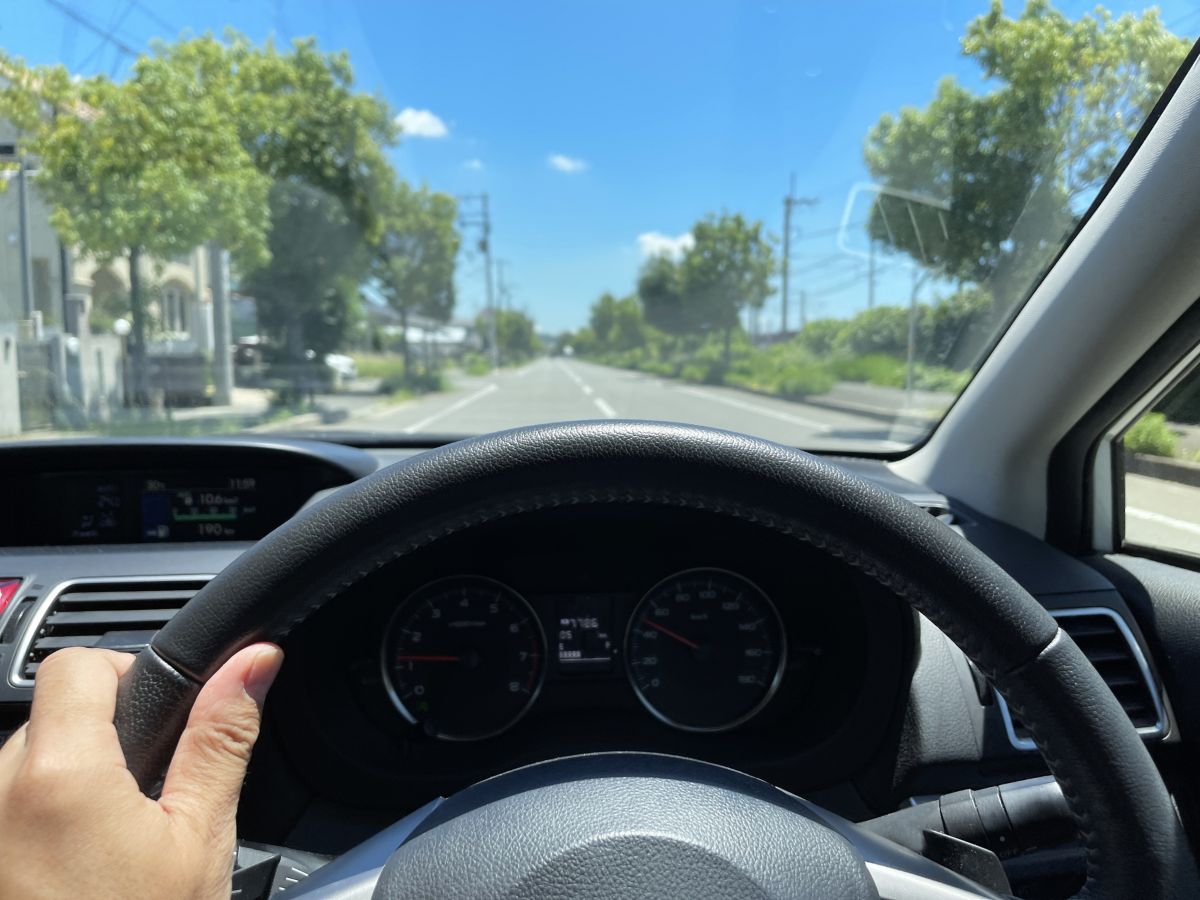 車の運転中