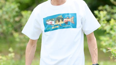 『BE-PAL』45周年Tシャツはオープンエンド糸のボディとガーメントプリントのイワナに注目！