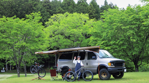 自転車を積んでどこまでも！ 快適に泊まり遊ぶことを追求したアメリカンな移動基地