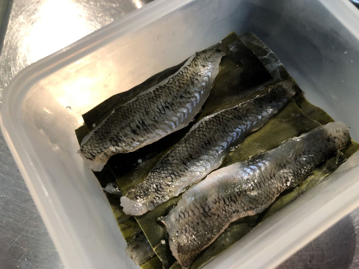 ハゼの昆布締め
