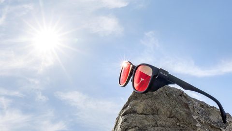 二歩先の世界が見られる！ホーボージュンが感動した「アウトドア専用サングラス」