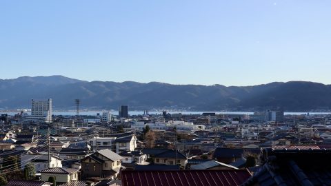 下諏訪宿　石仏をぐるり三遍回るとすべてが丸く治まるのは本当か？