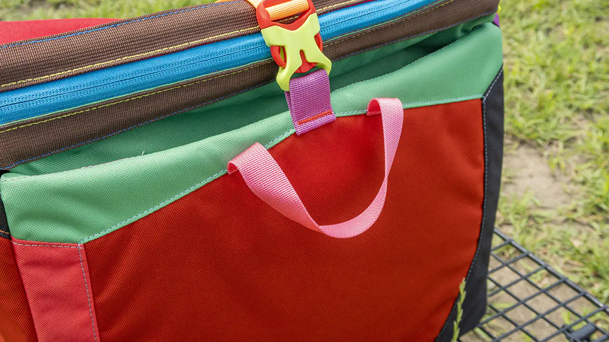 cotopaxi (コトパクシ) ／Hielo 12L Cooler Bag-Del Día