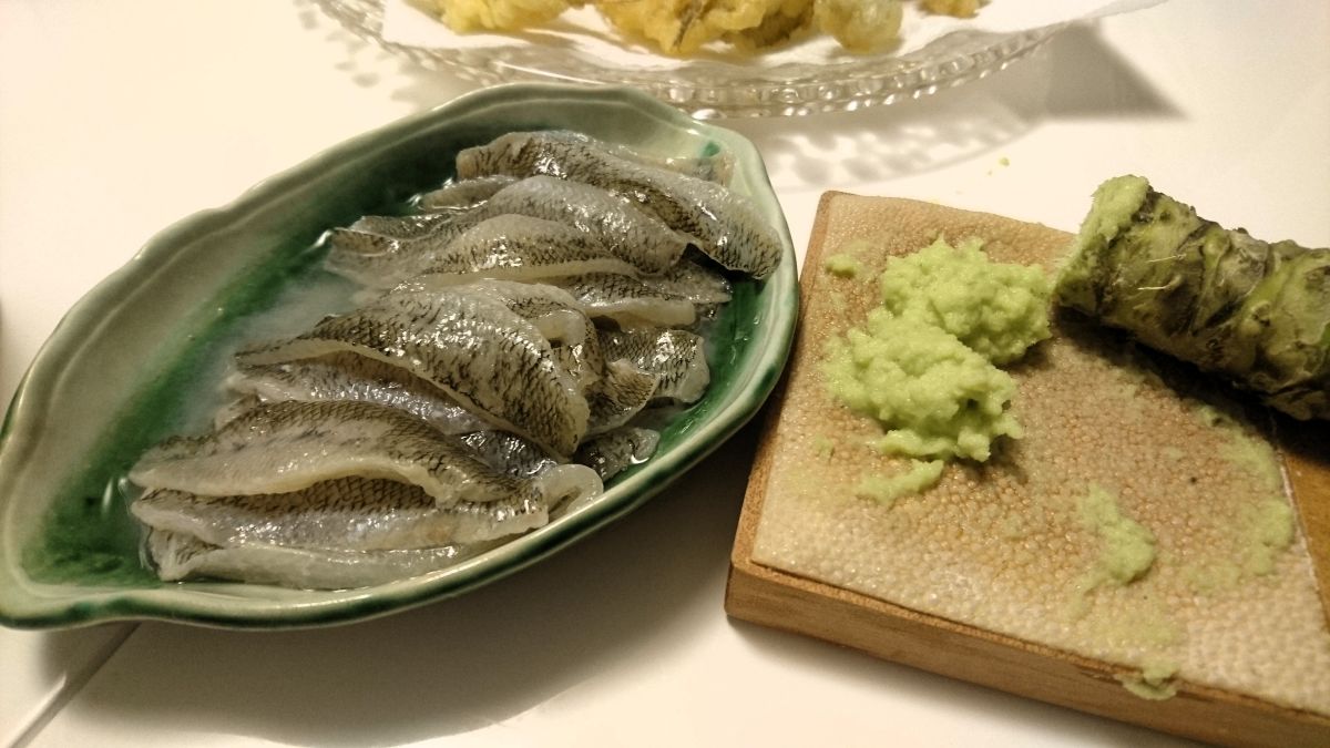 ハゼの刺身