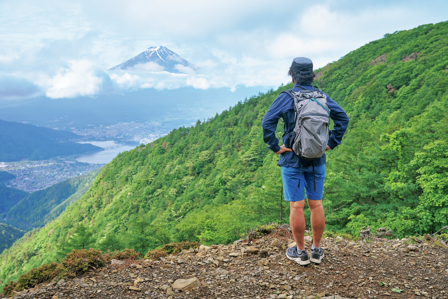 【富士山 外輪山ハイキング】歩いてしか行けない＂大展望台＂を巡り、日本一の山を堪能！