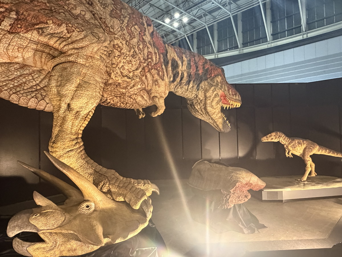9年ぶりの「ヨコハマ恐竜展」が開催中！恐竜の“食”から見えてくる、命のつながり