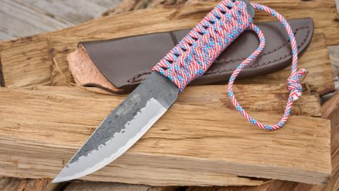 45周年限定！ロゴが浮かびあがる「黒鎚目」「トリコロールハンドル」のフルタングナイフ