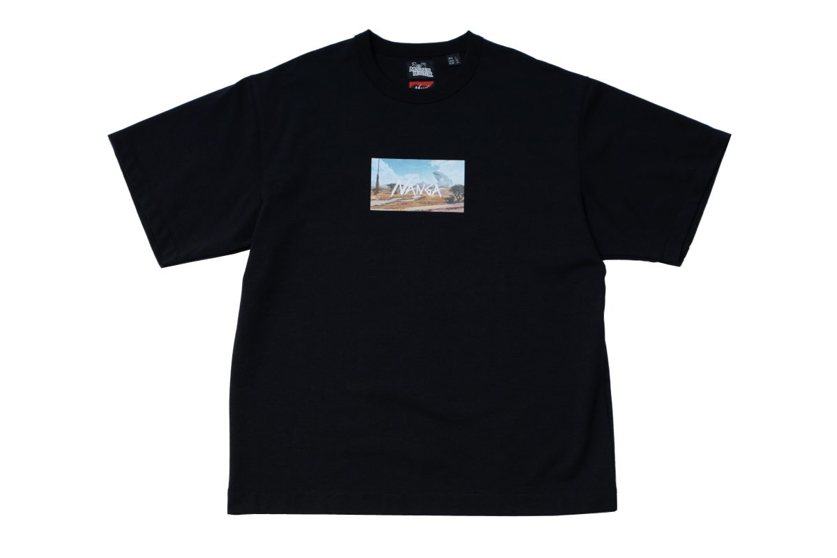 NANGA (ナンガ) ／ 「モンスターハンター」エコハイブリッド 隔ての砂原 Tシャツ