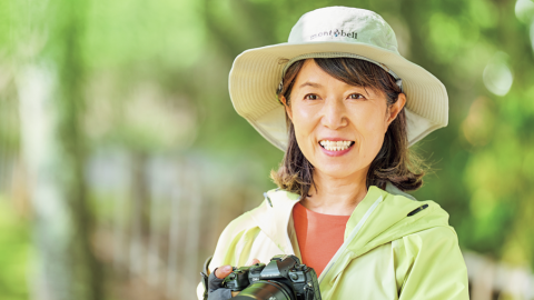 磯野貴理子さん、初めての樹海散策でも鳥に夢中！