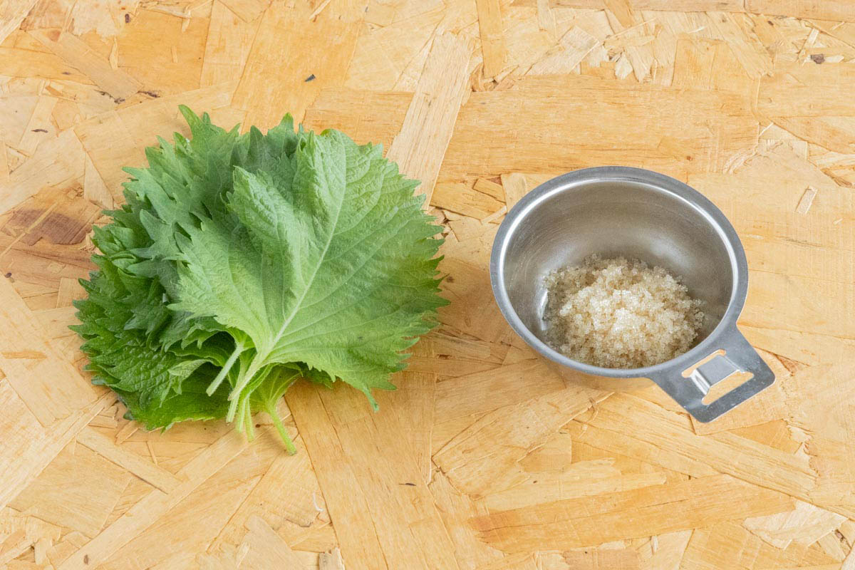 大葉の濃縮シロップで使用した材料