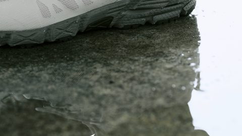 秋のコーディネートは機能性で差をつける。ミズノ×マーガレット・ハウエルの最新コラボに注目！