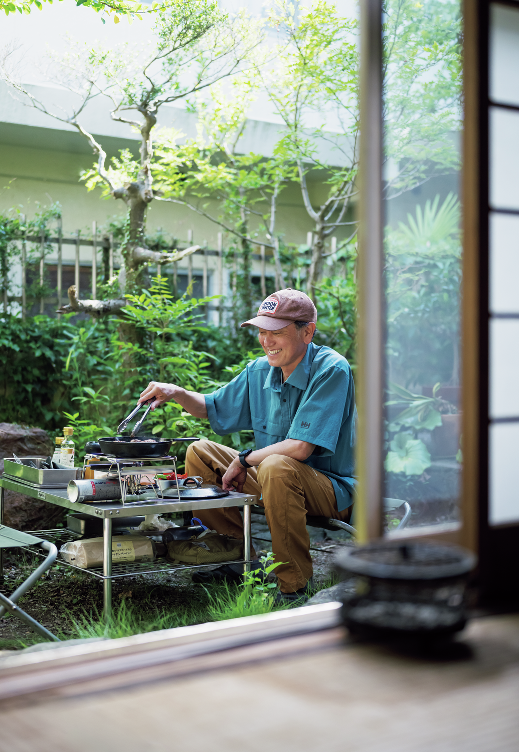 キャンプ飯のプロ・小雀陣二さん伝授！ガス火で手軽に楽しめるダッチオーブン＆スキレットレシピ