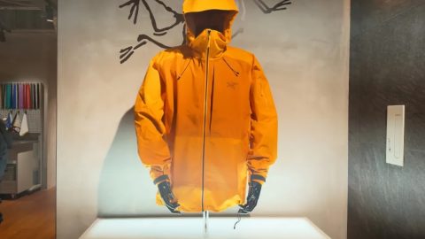 修理して、また旅へ。アークテリクス「SYSTEM 0」が変えるアウトドアウェアの寿命｜第一弾プロダクト「スペーロ SV ジャケット」も発表