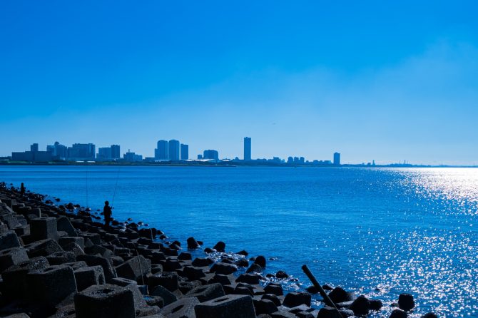 東京の釣り場11選！電車で行ける海釣り場から管理釣り場まで紹介