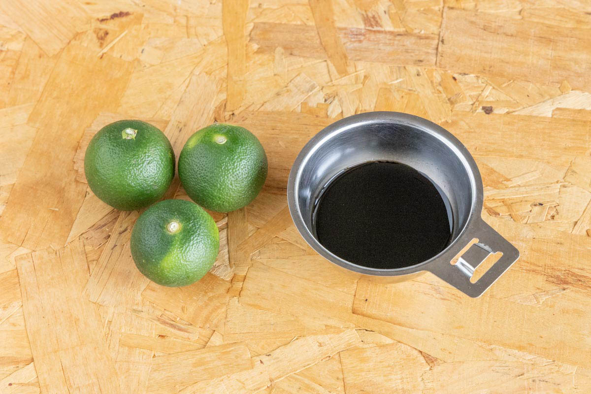 すだち醤油に使用した材料