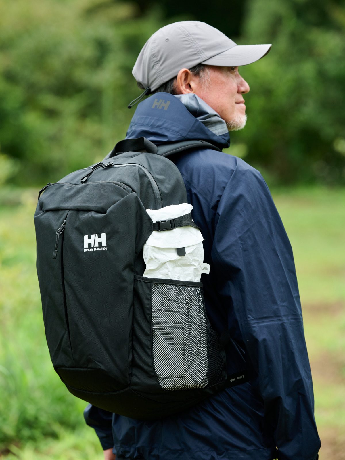 BE-PAL×DESCHUTES TREK DESIGN (ビーパル×デシューツトレックデザイン) ／ 45周年記念 3Kグラファイトフォールディングスタッフ（2本SET）