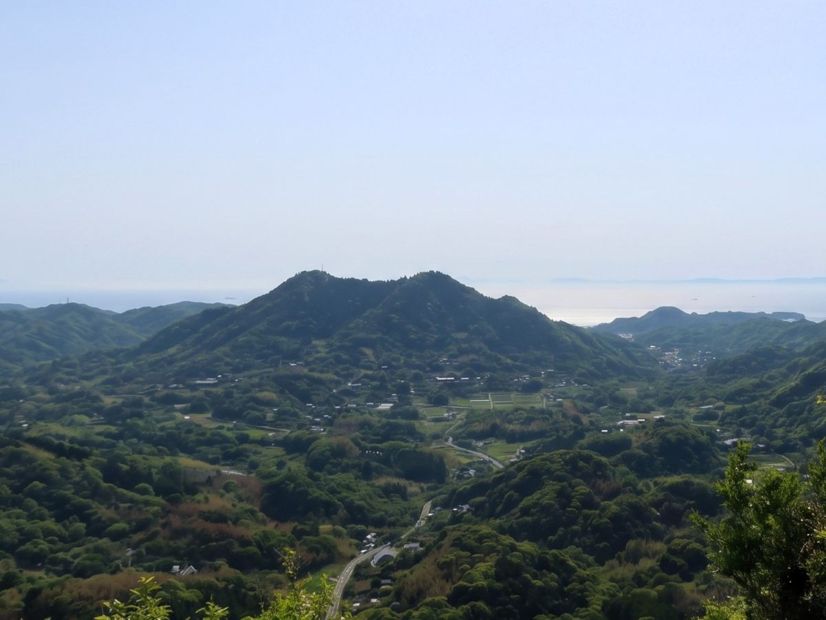伊予ヶ岳から見た富山