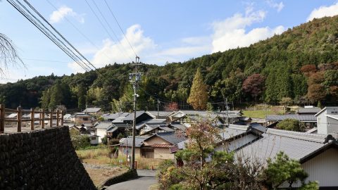 大湫宿（おおくてじゅく）　静かに倒れる