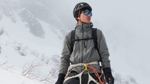 ムレや結露をセーブ！ファイントラックのミッドシェル「フロウラップ」が雪山のレイヤリングを変える